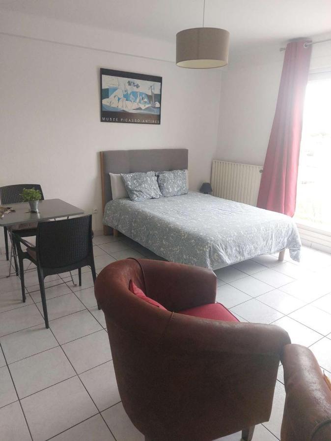 Residence D'Anjou - Grand Studio Avec Balcon Et Parking Privatif Perpignan Zewnętrze zdjęcie
