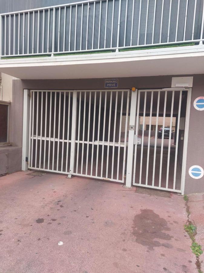 Residence D'Anjou - Grand Studio Avec Balcon Et Parking Privatif Perpignan Zewnętrze zdjęcie